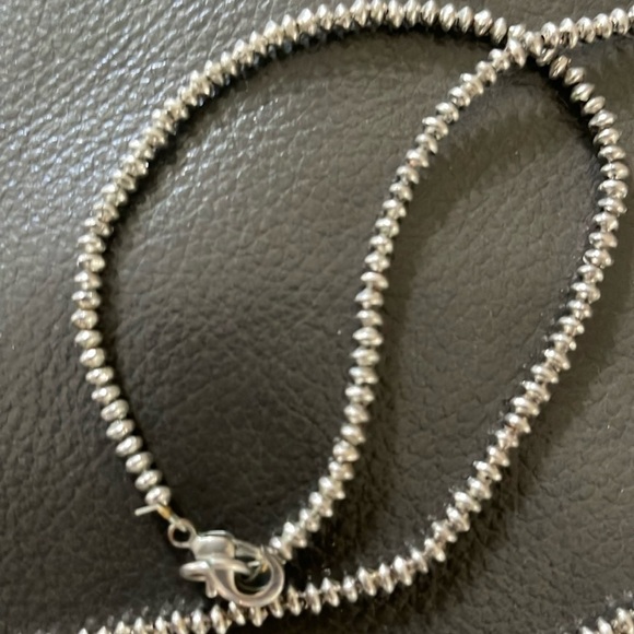 3 Urban Outfitters necklace bundle - Picture 6 of 16